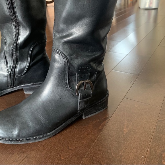 Black leather high boots - Picture 2 of 4